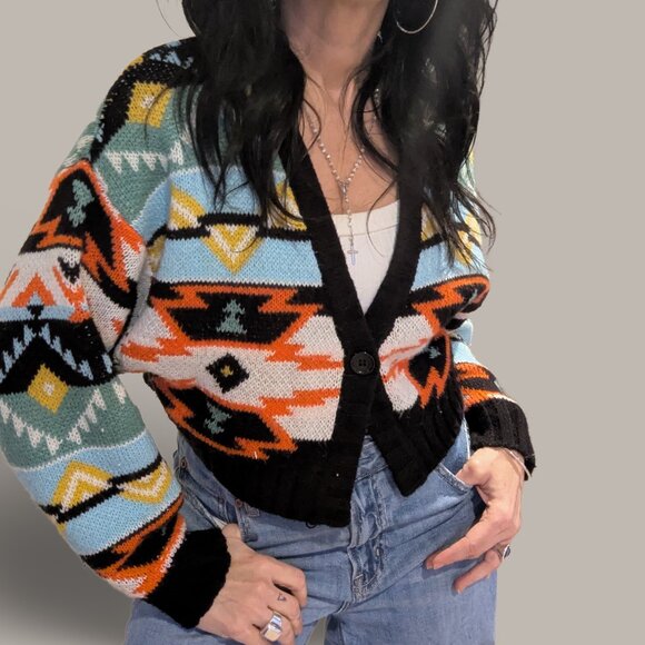 H&M Divided Jacquard Knit Aztec Cropped Cardigan Sweater - XXS - Picture 1 of 6